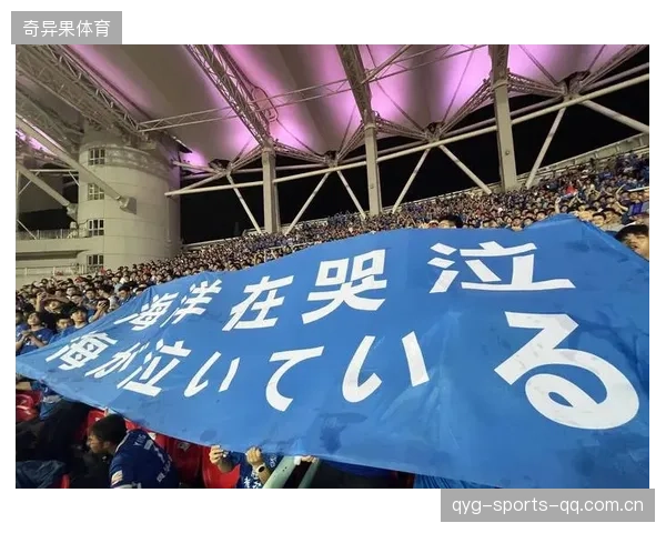 武汉三镇外围远射力量十足，擦柱而出惋惜万分